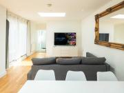 2 Bedroom Apartment in W12