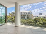 2 Bedroom Apartment in Waterfront