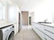 2 Bedroom Apartment in Waverley