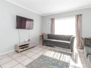 2 Bedroom Apartment in Weltevreden Park