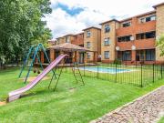 2 Bedroom Apartment in Weltevreden Park