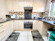 2 Bedroom Apartment in Weltevreden Park
