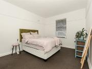 2 Bedroom Apartment in Wynberg