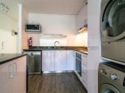 2 Bedroom Apartment in Zonnebloem