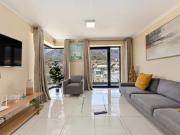 2 Bedroom Apartment in Zonnebloem