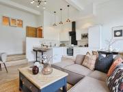 2 Bedroom Apartment Leeds Leeds 92720225