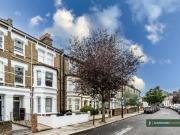 2 Bedroom Apartment London Greater London 89932448