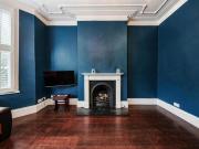 2 Bedroom Apartment London Greater London 90737795