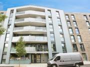 2 Bedroom Apartment London Greater London 93765369
