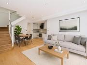 2 Bedroom Apartment London Greater London 93843734
