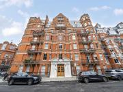 2 Bedroom Apartment London Greater London 97122091