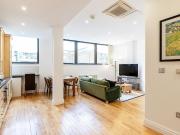 2 Bedroom Apartment London London 100178358
