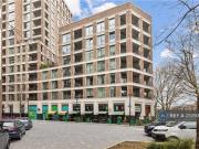2 Bedroom Apartment London London 92657952