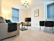 2 Bedroom Apartment London London 92720051