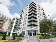 2 Bedroom Apartment London London 92740992