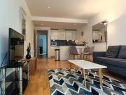 2 Bedroom Apartment London London 96084797