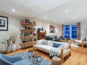 2 Bedroom Apartment Londres Great London 89805632