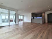 2 Bedroom Apartment Londres Great London 97172377