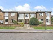 2 Bedroom Apartment Londres Greater London 100540571