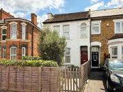 2 Bedroom Apartment Londres Greater London 92996177