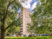 2 Bedroom Apartment Londres Greater London 93631232