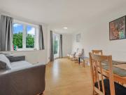 2 Bedroom Apartment Londres Greater London 94607226