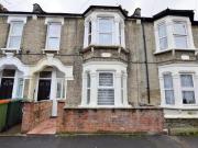 2 Bedroom Apartment Londres Greater London 95953614