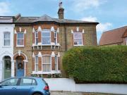 2 Bedroom Apartment Londres Greater London 98649386