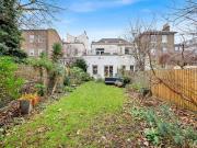 2 Bedroom Apartment Londres Greater London 98903266