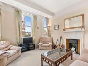 2 Bedroom Apartment Londres Greater London LS96439237