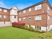 2 Bedroom Apartment Luton Luton 90247075