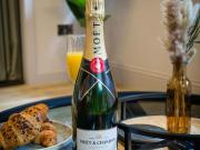 2 Bedroom Apartment Manchester Manchester 95351240