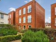 2 Bedroom Apartment Midhurst West Sussex 90033489
