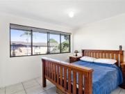 2 bedroom apartment near the Broadwater