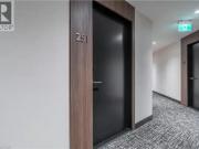 2 Bedroom Apartment Oakville ON 100444160