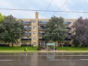 2 Bedroom Apartment Oshawa ON 98310797