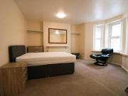 2 Bedroom Apartment Plymouth Devon 97337793