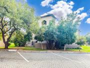 2 Bedroom apartment rented in North Riding, Randburg