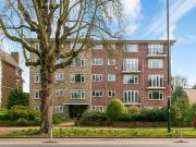2 Bedroom Apartment Richmond Greater London 97087698