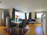 2 Bedroom Apartment, Rothesay Avenue, London