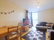 2 Bedroom Apartment, Rothesay Avenue, London