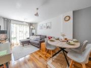 2 Bedroom Apartment Slough Slough 95519275