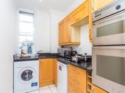 2 bedroom Apartment to let Hill Street, Mayfair W1J