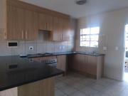 2 Bedroom Apartment To Let in Annlin Wes