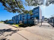2 Bedroom Apartment To Let in Athlone Park