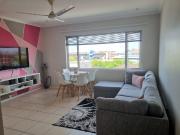 2 Bedroom Apartment To Let in Essenwood