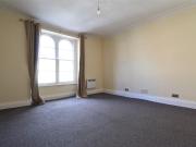 2 bedroom maisonette to rent