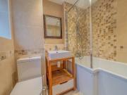 2 bedroom apartment to rent