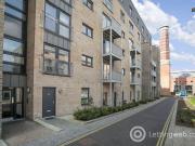 2 Bedroom Apartment to Rent at Edinburgh, Leith Walk,...