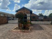 2 Bedroom Apartment to Rent in Annlin